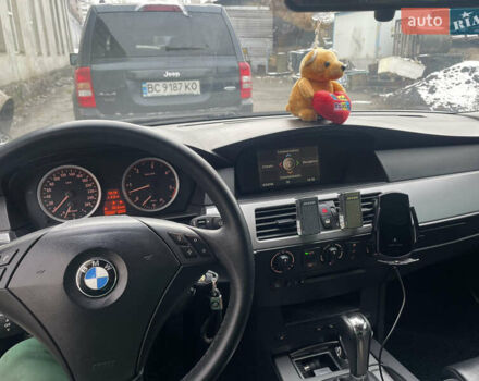 Серый БМВ 5 Серия, объемом двигателя 2.5 л и пробегом 234 тыс. км за 10000 $, фото 8 на Automoto.ua