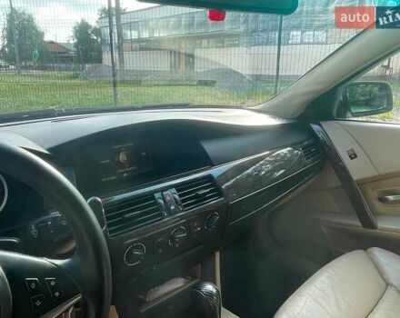 Серый БМВ 5 Серия, объемом двигателя 3 л и пробегом 330 тыс. км за 7000 $, фото 5 на Automoto.ua