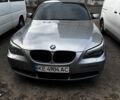 Серый БМВ 5 Серия, объемом двигателя 4.4 л и пробегом 318 тыс. км за 9999 $, фото 1 на Automoto.ua