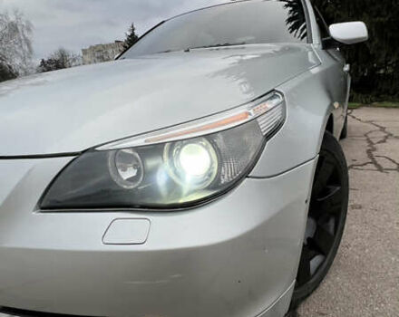 Серый БМВ 5 Серия, объемом двигателя 2.99 л и пробегом 300 тыс. км за 9000 $, фото 4 на Automoto.ua