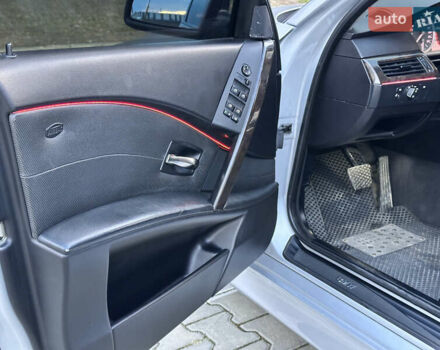 Серый БМВ 5 Серия, объемом двигателя 2.99 л и пробегом 322 тыс. км за 10500 $, фото 13 на Automoto.ua