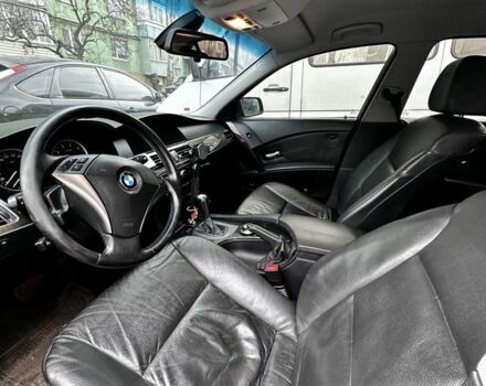 Серый БМВ 5 Серия, объемом двигателя 4.4 л и пробегом 318 тыс. км за 9999 $, фото 13 на Automoto.ua