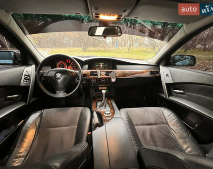 Серый БМВ 5 Серия, объемом двигателя 3 л и пробегом 245 тыс. км за 8400 $, фото 12 на Automoto.ua
