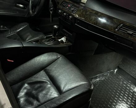 Серый БМВ 5 Серия, объемом двигателя 3 л и пробегом 300 тыс. км за 4500 $, фото 9 на Automoto.ua