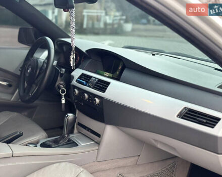 Сірий БМВ 5 Серія, об'ємом двигуна 3 л та пробігом 341 тис. км за 8300 $, фото 19 на Automoto.ua