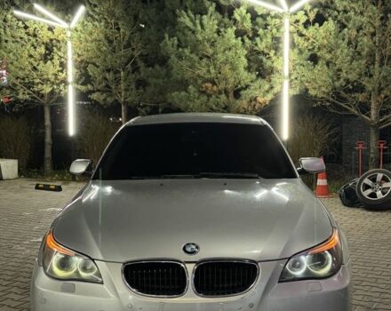 Серый БМВ 5 Серия, объемом двигателя 3 л и пробегом 300 тыс. км за 4500 $, фото 2 на Automoto.ua