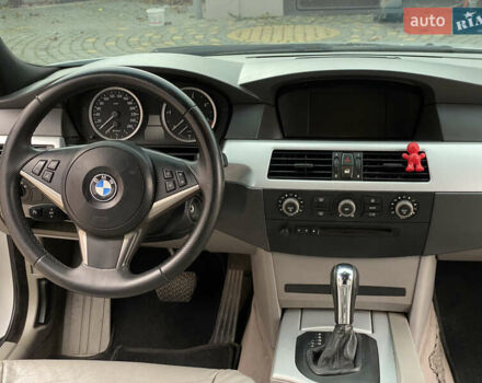Серый БМВ 5 Серия, объемом двигателя 3 л и пробегом 338 тыс. км за 8100 $, фото 22 на Automoto.ua