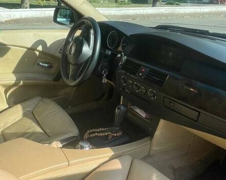 Серый БМВ 5 Серия, объемом двигателя 3 л и пробегом 330 тыс. км за 7000 $, фото 4 на Automoto.ua