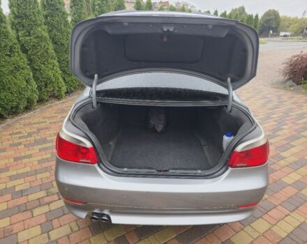 Серый БМВ 5 Серия, объемом двигателя 3 л и пробегом 279 тыс. км за 8200 $, фото 6 на Automoto.ua