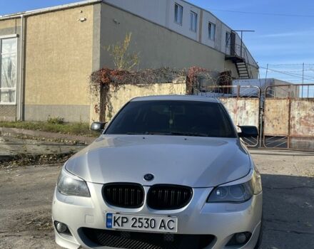 БМВ 5 Серия 2004 в Запорожье на Automoto.ua Серый БМВ 5 Серия, объемом двигателя 0 л и пробегом 355 тыс. км за 9600 $, фото 1 на Automoto.ua