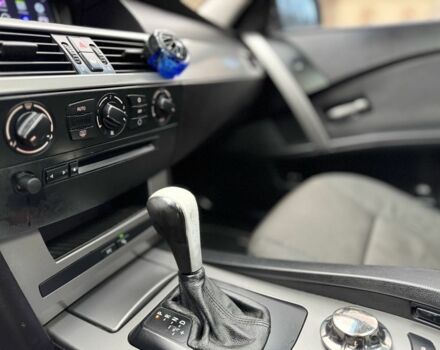 Серый БМВ 5 Серия, объемом двигателя 2.5 л и пробегом 287 тыс. км за 4400 $, фото 18 на Automoto.ua