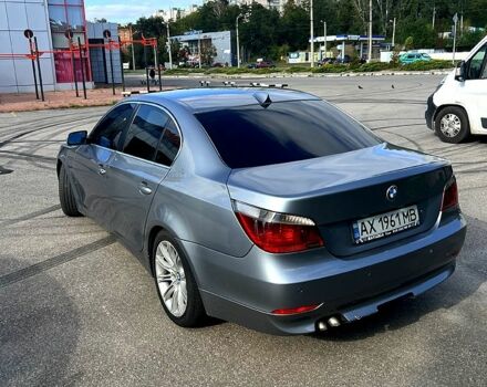 Серый БМВ 5 Серия, объемом двигателя 3 л и пробегом 333 тыс. км за 8000 $, фото 1 на Automoto.ua