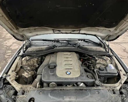 Серый БМВ 5 Серия, объемом двигателя 2.99 л и пробегом 300 тыс. км за 9000 $, фото 23 на Automoto.ua