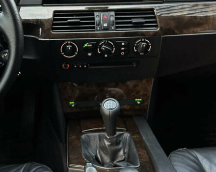 Серый БМВ 5 Серия, объемом двигателя 2.2 л и пробегом 302 тыс. км за 6600 $, фото 13 на Automoto.ua