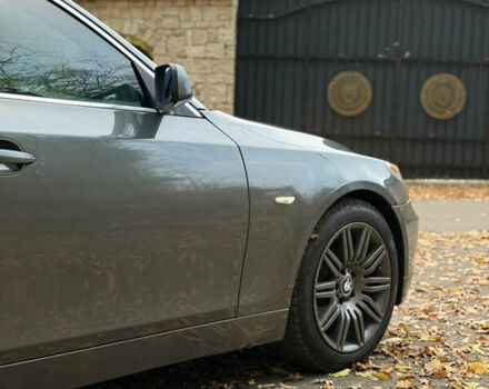 Серый БМВ 5 Серия, объемом двигателя 2.5 л и пробегом 336 тыс. км за 7500 $, фото 7 на Automoto.ua