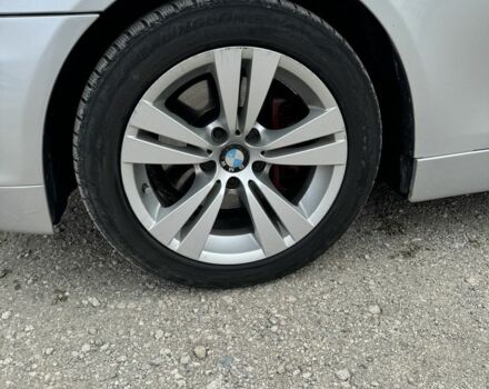 Серый БМВ 5 Серия, объемом двигателя 2.2 л и пробегом 295 тыс. км за 5900 $, фото 5 на Automoto.ua