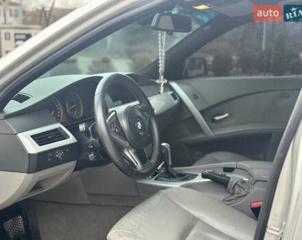 Сірий БМВ 5 Серія, об'ємом двигуна 3 л та пробігом 341 тис. км за 8300 $, фото 10 на Automoto.ua