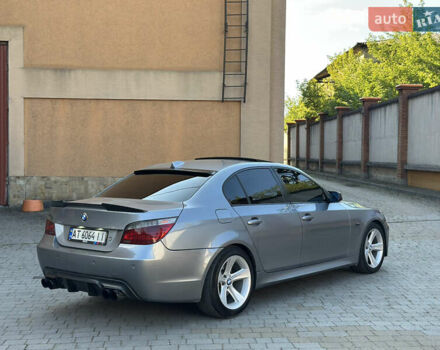 Серый БМВ 5 Серия, объемом двигателя 3 л и пробегом 297 тыс. км за 11000 $, фото 6 на Automoto.ua