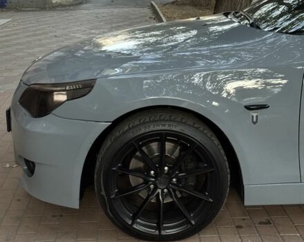 Сірий БМВ 5 Серія, об'ємом двигуна 3 л та пробігом 250 тис. км за 10000 $, фото 5 на Automoto.ua