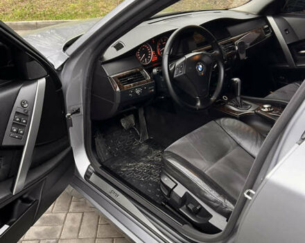 Серый БМВ 5 Серия, объемом двигателя 3 л и пробегом 245 тыс. км за 8400 $, фото 6 на Automoto.ua