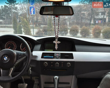 Сірий БМВ 5 Серія, об'ємом двигуна 3 л та пробігом 341 тис. км за 8300 $, фото 18 на Automoto.ua