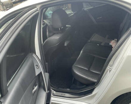 Серый БМВ 5 Серия, объемом двигателя 2.5 л и пробегом 234 тыс. км за 10000 $, фото 6 на Automoto.ua