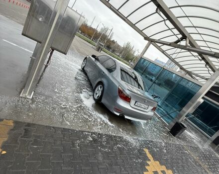 Серый БМВ 5 Серия, объемом двигателя 0 л и пробегом 3 тыс. км за 9300 $, фото 1 на Automoto.ua