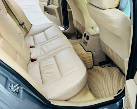 Серый БМВ 5 Серия, объемом двигателя 2.99 л и пробегом 327 тыс. км за 8999 $, фото 9 на Automoto.ua