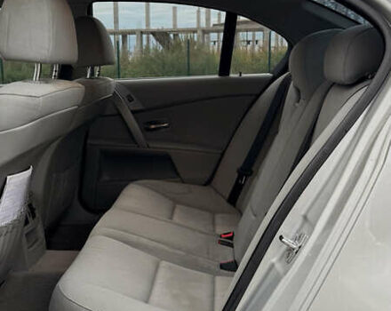 Серый БМВ 5 Серия, объемом двигателя 2 л и пробегом 111 тыс. км за 8700 $, фото 13 на Automoto.ua