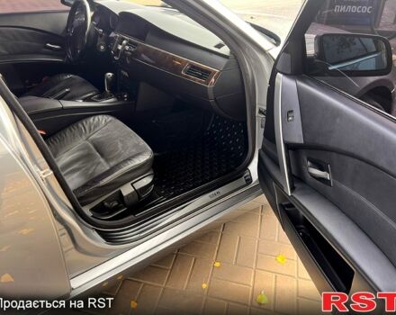Серый БМВ 5 Серия, объемом двигателя 3 л и пробегом 245 тыс. км за 8500 $, фото 8 на Automoto.ua