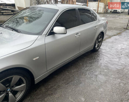 Серый БМВ 5 Серия, объемом двигателя 2.5 л и пробегом 234 тыс. км за 10000 $, фото 3 на Automoto.ua