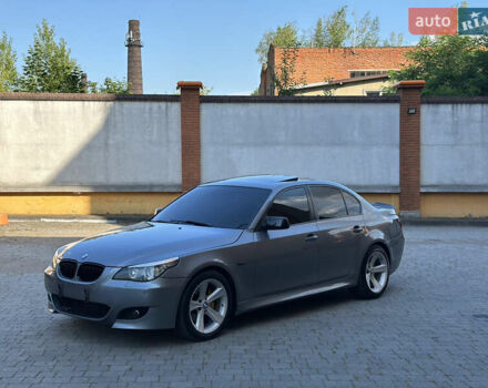 Серый БМВ 5 Серия, объемом двигателя 3 л и пробегом 297 тыс. км за 11000 $, фото 2 на Automoto.ua