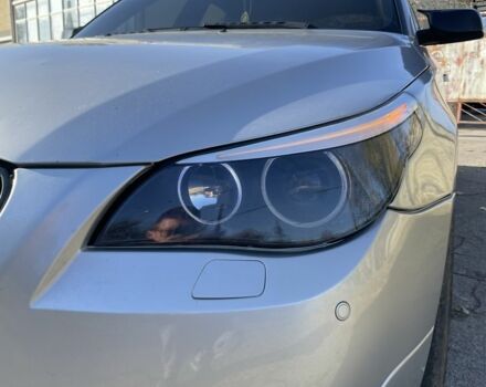 БМВ 5 Серия 2004 в Запорожье на Automoto.ua Серый БМВ 5 Серия, объемом двигателя 0 л и пробегом 355 тыс. км за 9600 $, фото 12 на Automoto.ua