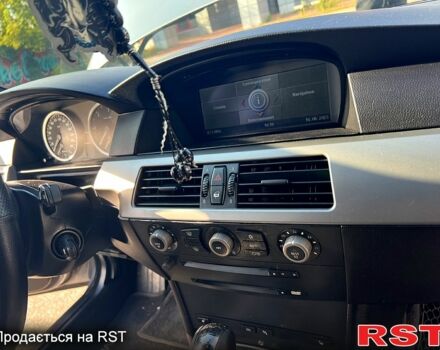 Серый БМВ 5 Серия, объемом двигателя 3 л и пробегом 333 тыс. км за 8000 $, фото 8 на Automoto.ua