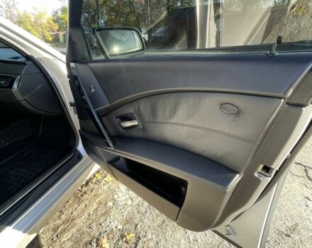 БМВ 5 Серия 2004 в Запорожье на Automoto.ua Серый БМВ 5 Серия, объемом двигателя 0 л и пробегом 355 тыс. км за 9600 $, фото 10 на Automoto.ua
