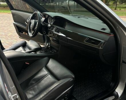 Серый БМВ 5 Серия, объемом двигателя 4.5 л и пробегом 260 тыс. км за 9500 $, фото 14 на Automoto.ua