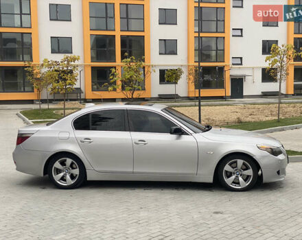 Серый БМВ 5 Серия, объемом двигателя 3 л и пробегом 338 тыс. км за 8100 $, фото 5 на Automoto.ua