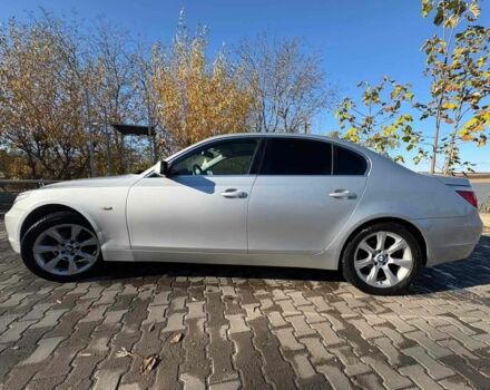 Серый БМВ 5 Серия, объемом двигателя 3 л и пробегом 315 тыс. км за 3499 $, фото 3 на Automoto.ua