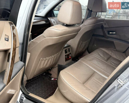 Серый БМВ 5 Серия, объемом двигателя 2.5 л и пробегом 378 тыс. км за 6500 $, фото 17 на Automoto.ua