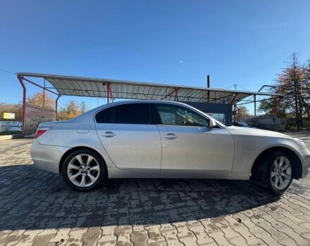 Серый БМВ 5 Серия, объемом двигателя 3 л и пробегом 315 тыс. км за 3499 $, фото 2 на Automoto.ua