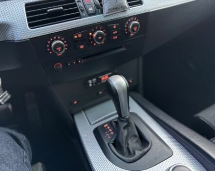 Серый БМВ 5 Серия, объемом двигателя 3 л и пробегом 347 тыс. км за 8700 $, фото 23 на Automoto.ua