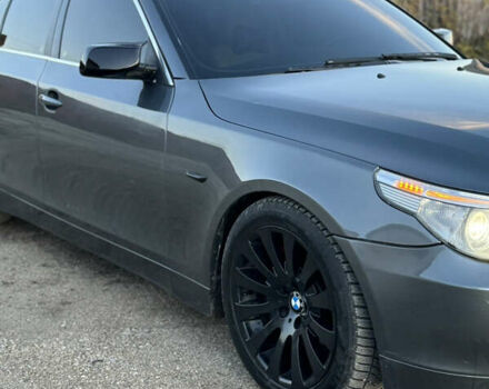 Серый БМВ 5 Серия, объемом двигателя 3 л и пробегом 498 тыс. км за 9999 $, фото 6 на Automoto.ua