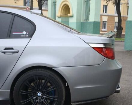 Серый БМВ 5 Серия, объемом двигателя 3 л и пробегом 351 тыс. км за 13000 $, фото 9 на Automoto.ua