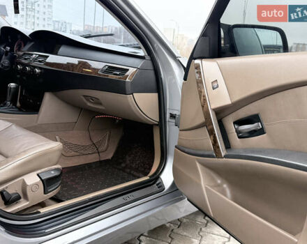 Серый БМВ 5 Серия, объемом двигателя 2.5 л и пробегом 378 тыс. км за 6500 $, фото 22 на Automoto.ua