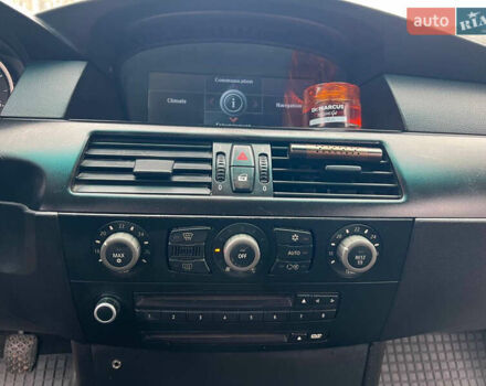 Серый БМВ 5 Серия, объемом двигателя 3 л и пробегом 225 тыс. км за 7900 $, фото 16 на Automoto.ua