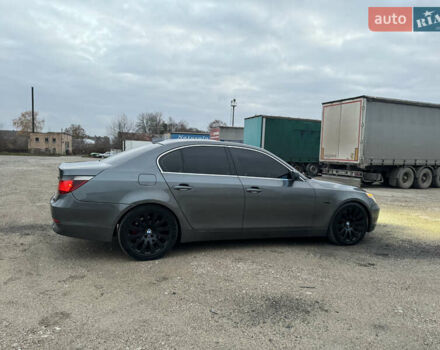 Серый БМВ 5 Серия, объемом двигателя 3 л и пробегом 498 тыс. км за 9999 $, фото 10 на Automoto.ua