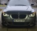 Серый БМВ 5 Серия, объемом двигателя 3 л и пробегом 351 тыс. км за 13000 $, фото 1 на Automoto.ua