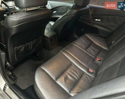 Серый БМВ 5 Серия, объемом двигателя 2.99 л и пробегом 370 тыс. км за 8750 $, фото 9 на Automoto.ua