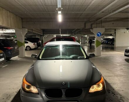 Серый БМВ 5 Серия, объемом двигателя 3 л и пробегом 420 тыс. км за 3850 $, фото 1 на Automoto.ua