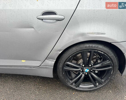 Серый БМВ 5 Серия, объемом двигателя 2.5 л и пробегом 227 тыс. км за 7000 $, фото 6 на Automoto.ua
